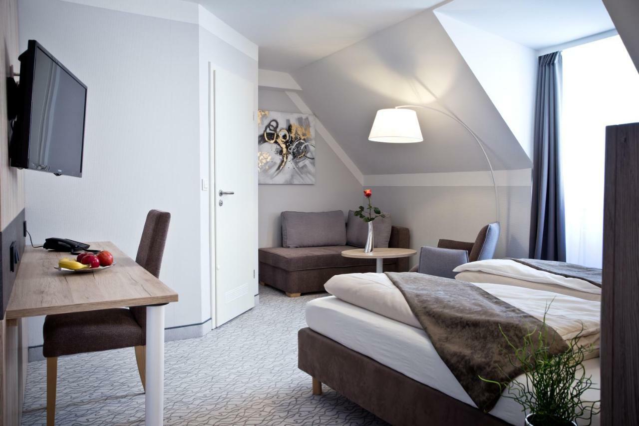 Amtsstüble Hotel & Restaurant Mosbach  Extérieur photo