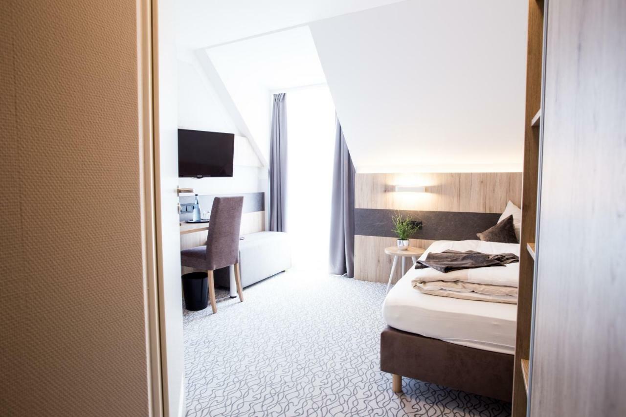 Amtsstüble Hotel & Restaurant Mosbach  Extérieur photo